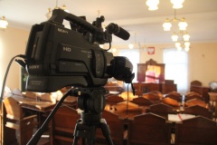 Z kamerą na sesji Rady Miejskiej