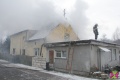 Pożar domu w Strupicach. Trwa akcja gaśnicza