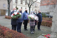 Święto Niepodległości. Hołd bohaterom pod obeliskiem i na chojnowskim cmentarzu
