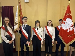 Z życiowym bagażem w dalszą drogę. Uroczystość pożegnania absolwentów PZS